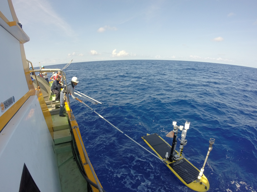 CTD採水の光景写真